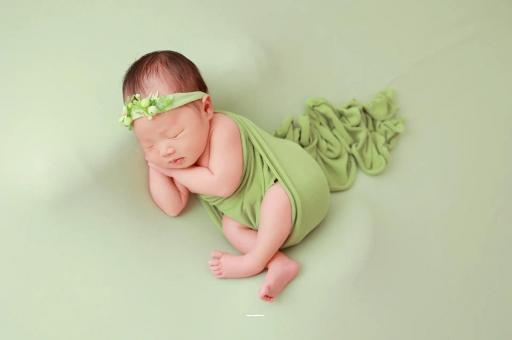 清远宝宝在肚子里打嗝 清远宝宝在肚子里打嗝